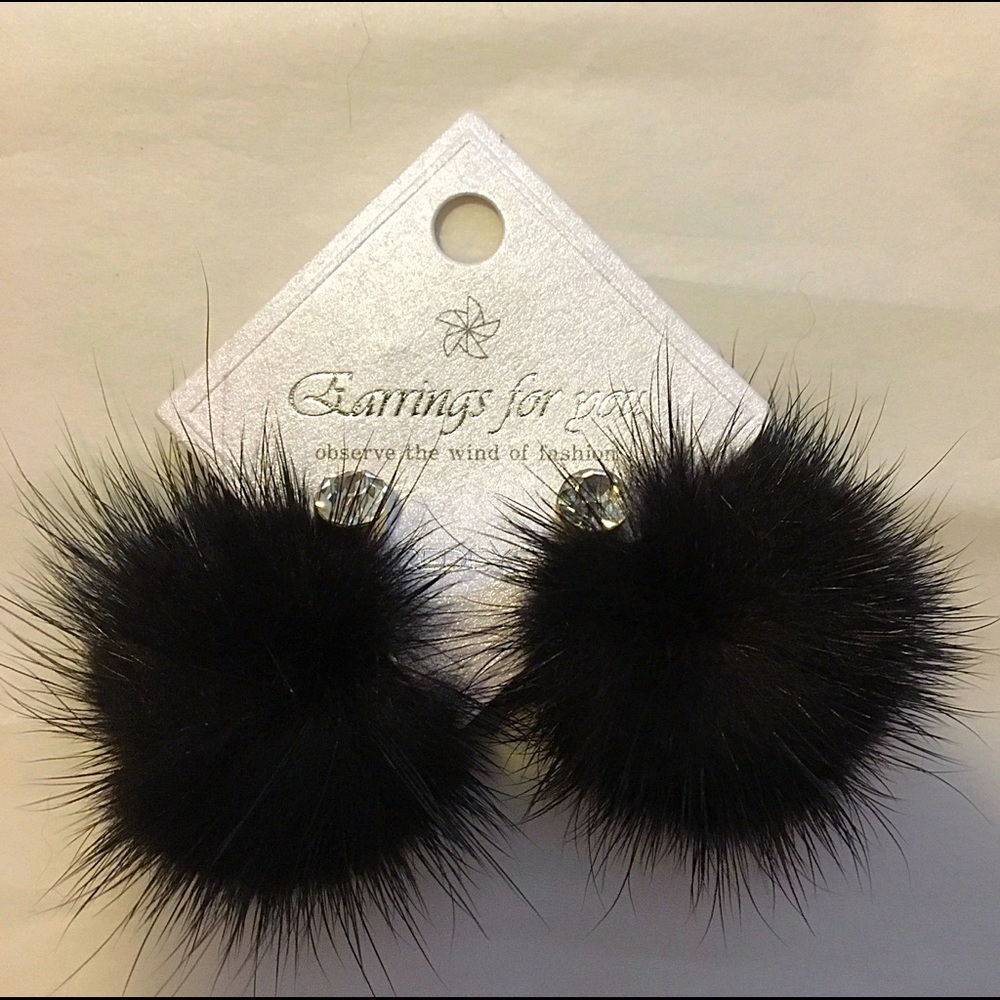 Mink Bling Fur Earrings 🖤 NEW